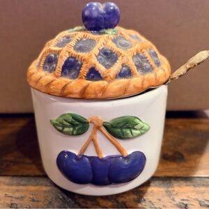Blueberry Ceramic sugar bowl with Lid